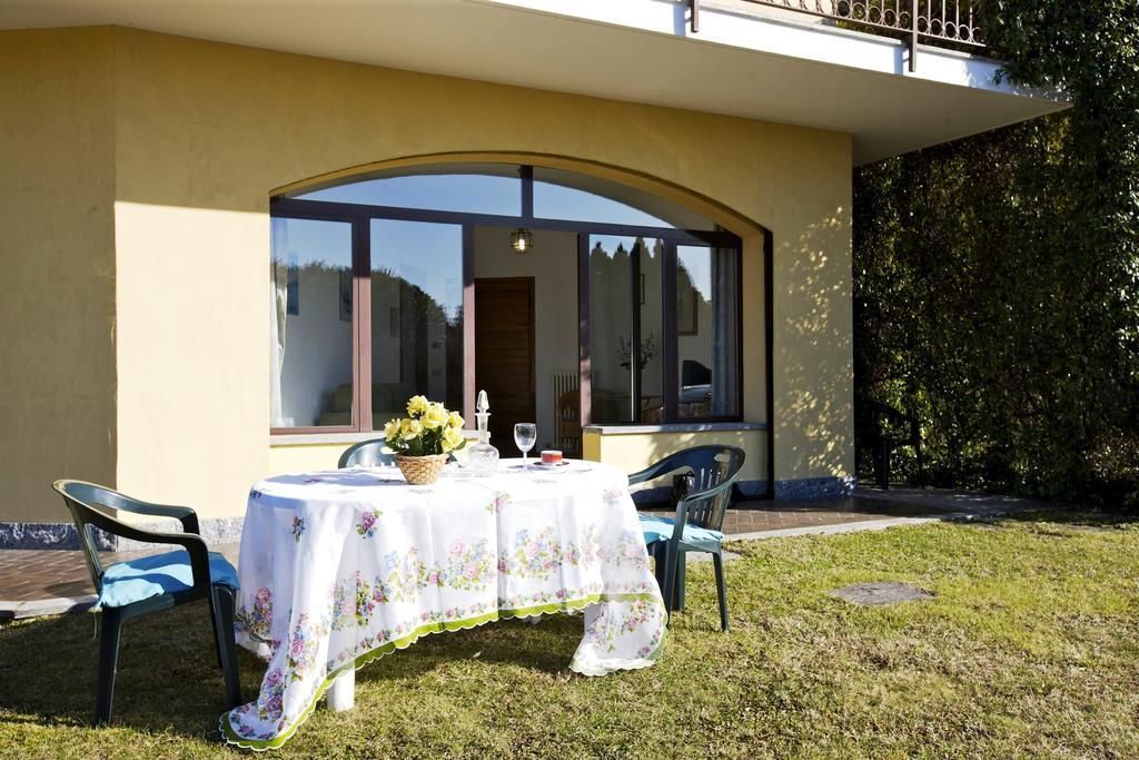 Villa Panorama Porto Valtravaglia Eksteriør bilde