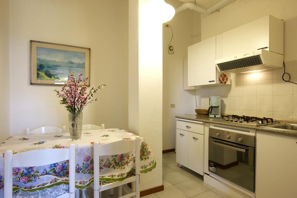 Villa Panorama Porto Valtravaglia Eksteriør bilde