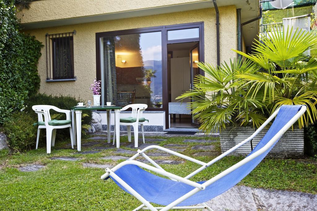 Villa Panorama Porto Valtravaglia Eksteriør bilde
