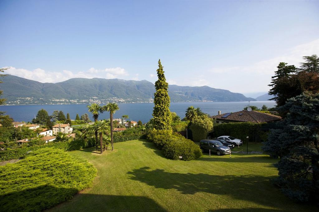 Villa Panorama Porto Valtravaglia Eksteriør bilde